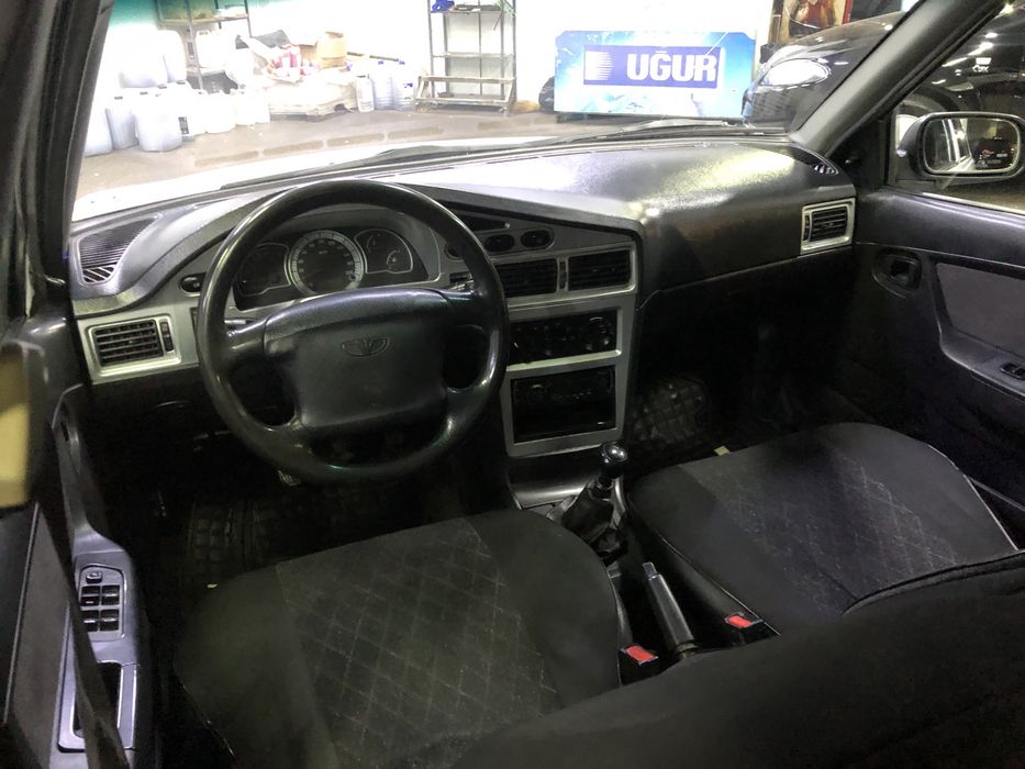 Срочно продается Нексия 2 1,6