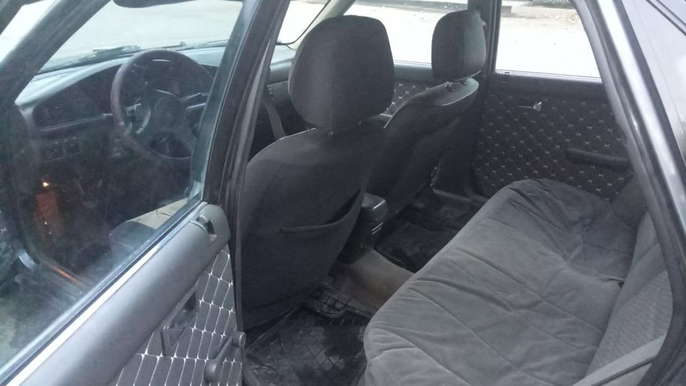 Срочно продам Мазду 626