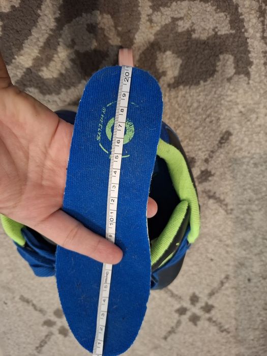 Adidasi cu role heelys