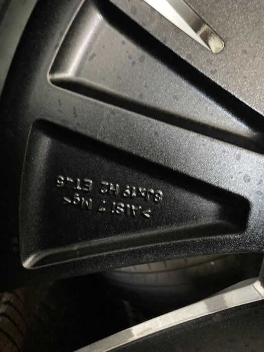 Jante Noi Skoda Enayq Anvelope vara Hankook 235 55 19