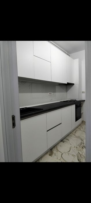 • Mobila la comanda