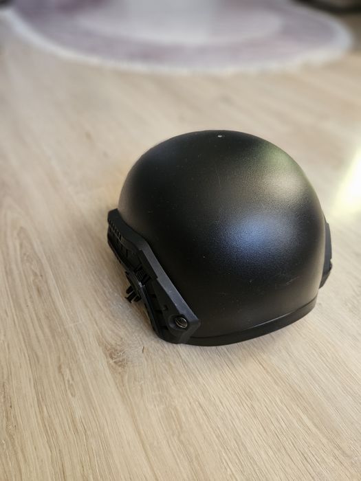 Каска за еърсофт