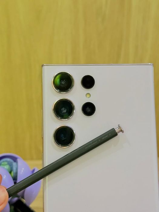 Samsung s23 Ultra 12/256Gb 499$