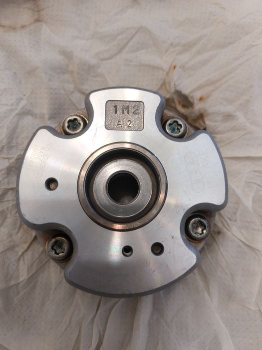 Дефазатор разпределителен вал Audi/VW 3.0 TFSI ,CAJA, CAJC