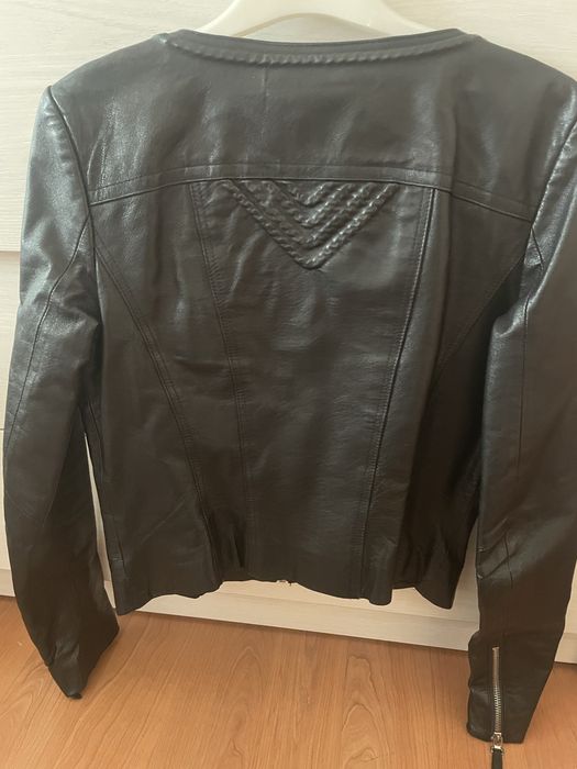 Женская кожаная куртка