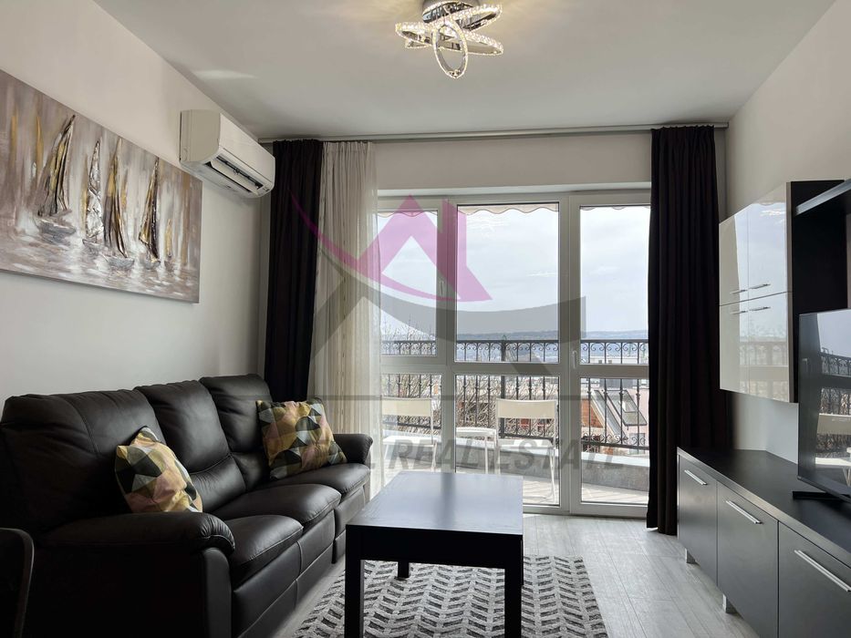 Дава се под наем Двустаен апартамент в Варна, Център - 65 кв.м за 700 € - Снимка #4