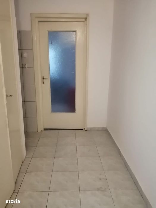 1 cameră, etaj 1, balcon închis, disponibil imediat Calea Aradului