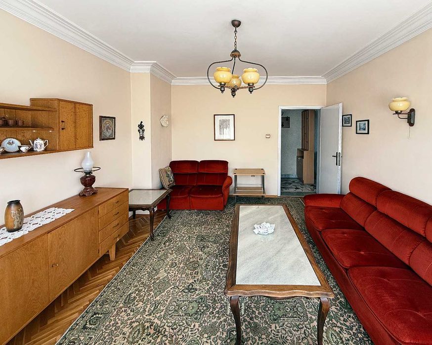 Дава се под наем Двустаен апартамент в София, Хиподрума - 68 кв.м за 498.27 € - Снимка #1