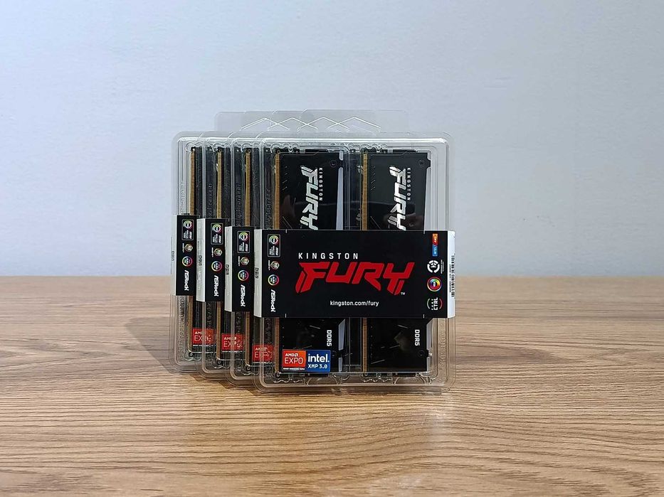 DDR5 Hyperx Fury 32GB/DDR5 T-Force Delta 16GB/DDR4 Lexar Ares 8/16