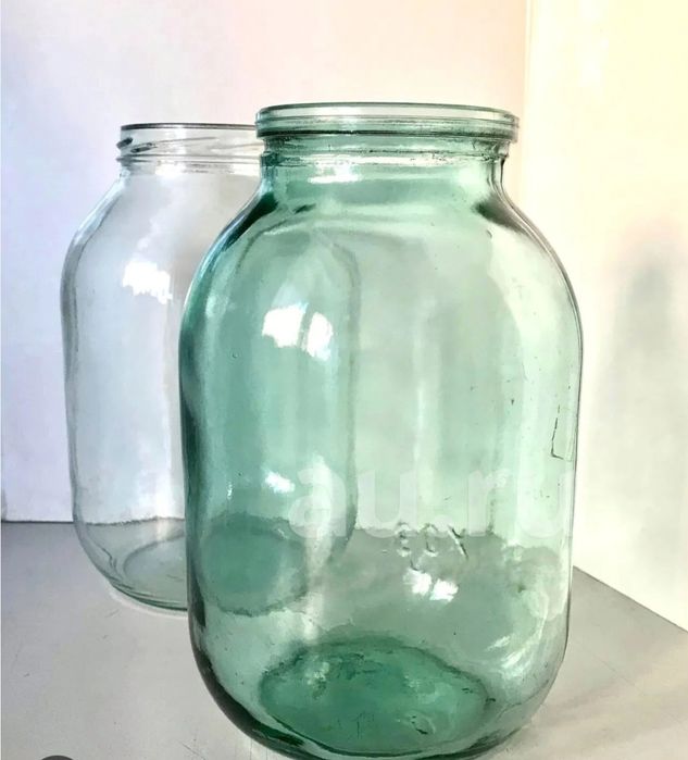 Продам банки 2, 3 литровые
