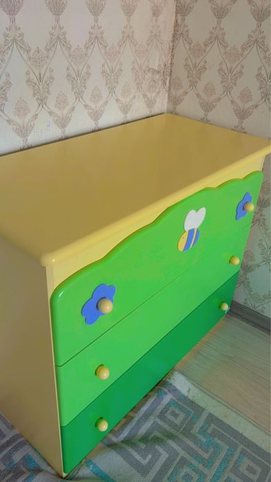 Продам комод произ Россия материал дерево