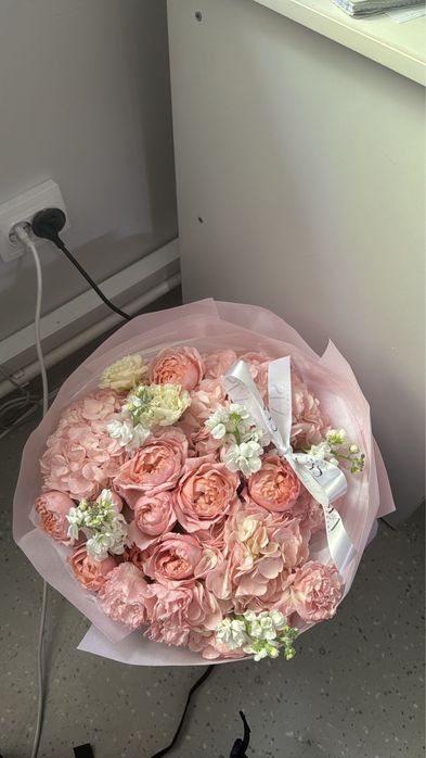 Букет из пионовидных роз