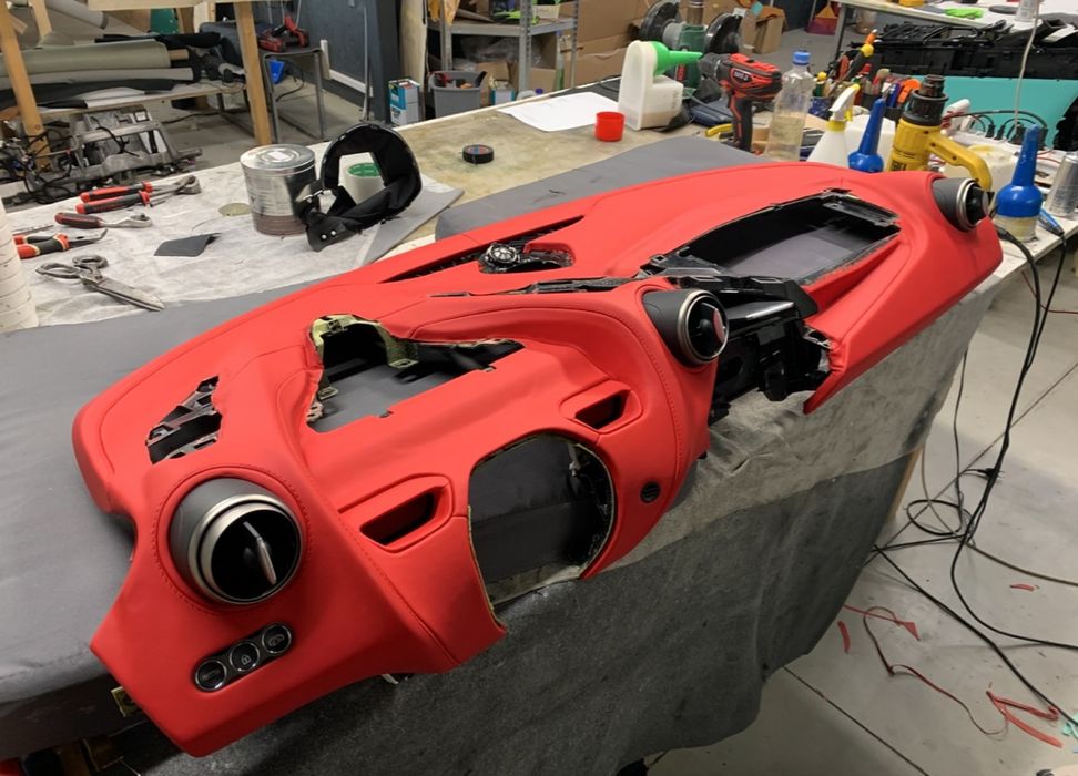 Tapițerie planșă bord