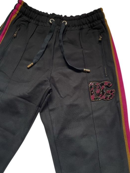 Оригинален екип DOLCE & GABBANA - S размер.