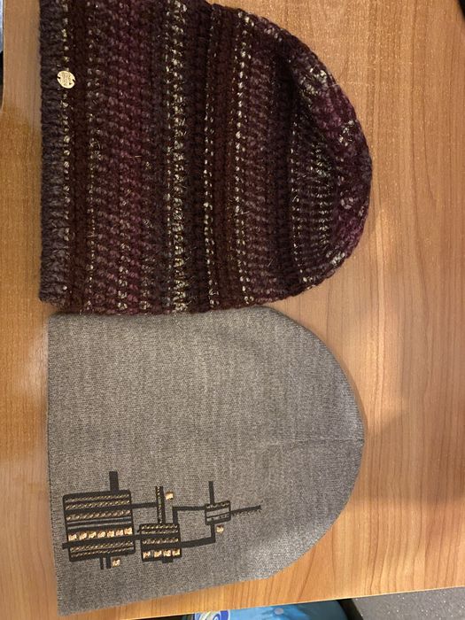 Шапки по 1000 тенге