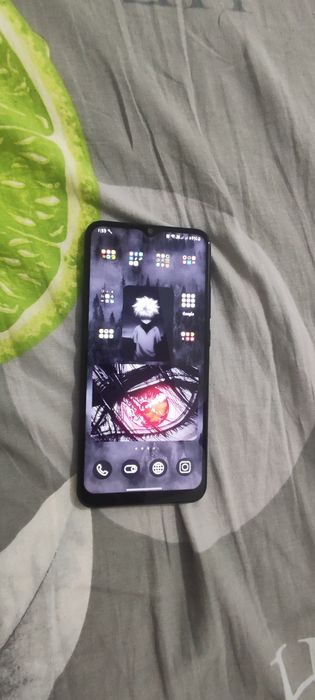 Продаю телефон в идеале