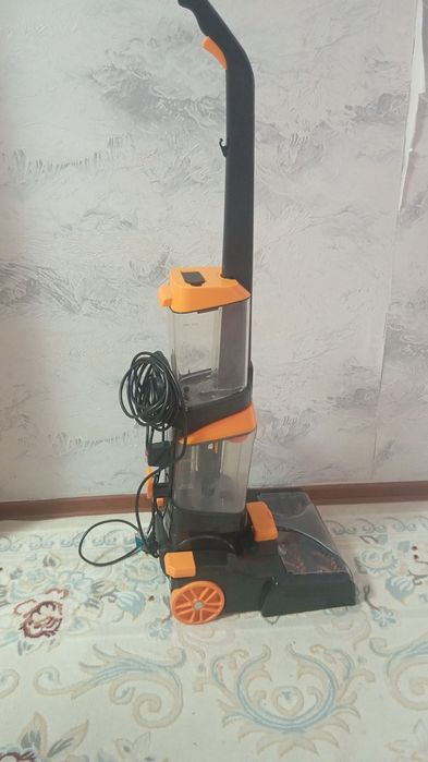 Срочно продам моющий пылесос