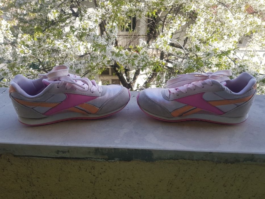 Маратонки Reebok в добро състояние