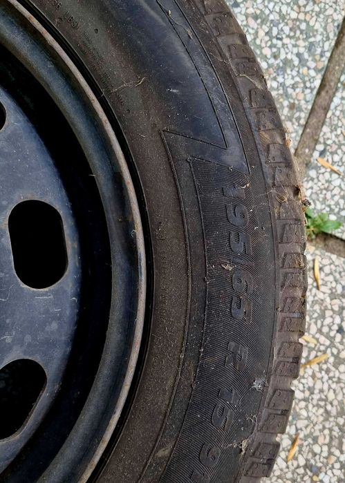 Продавам 4 летни гуми