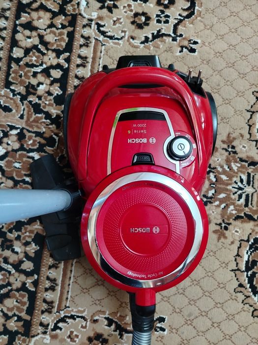 Пылесос БОШ220в оригинал