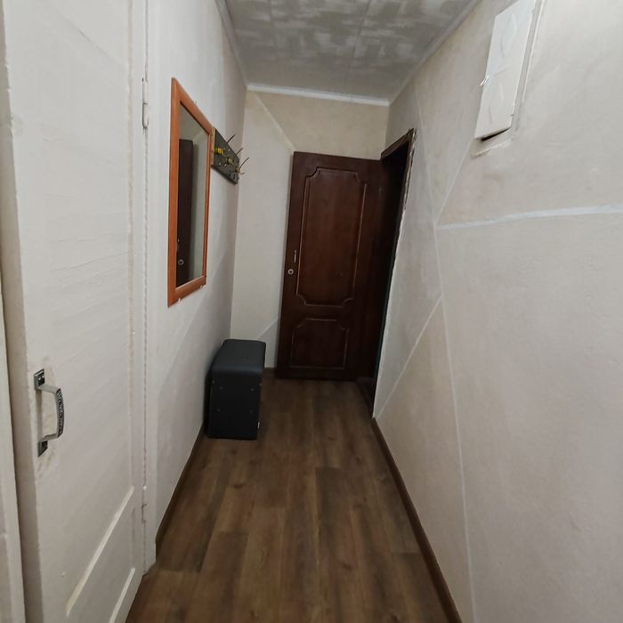 Продам 1 комнатную  квартиру