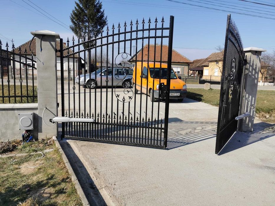 Porti automate glisant telecomanda aplicatie telefon Nice Bistrita