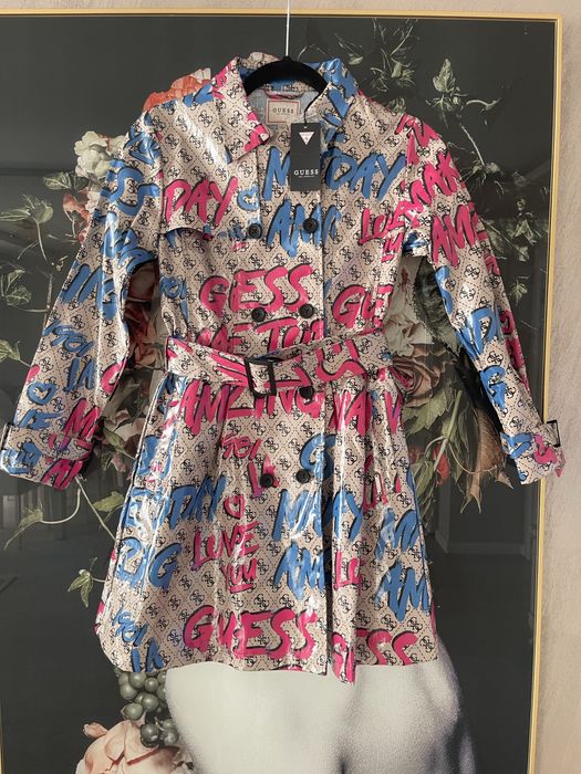 Детско шлиферче на Guess