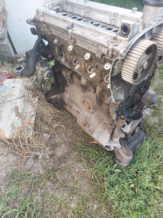 Продам срочно двигатель.