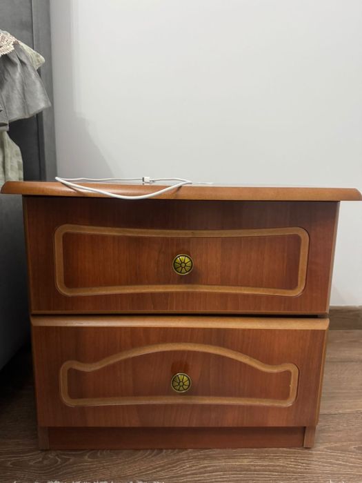 Кровать с тумбами