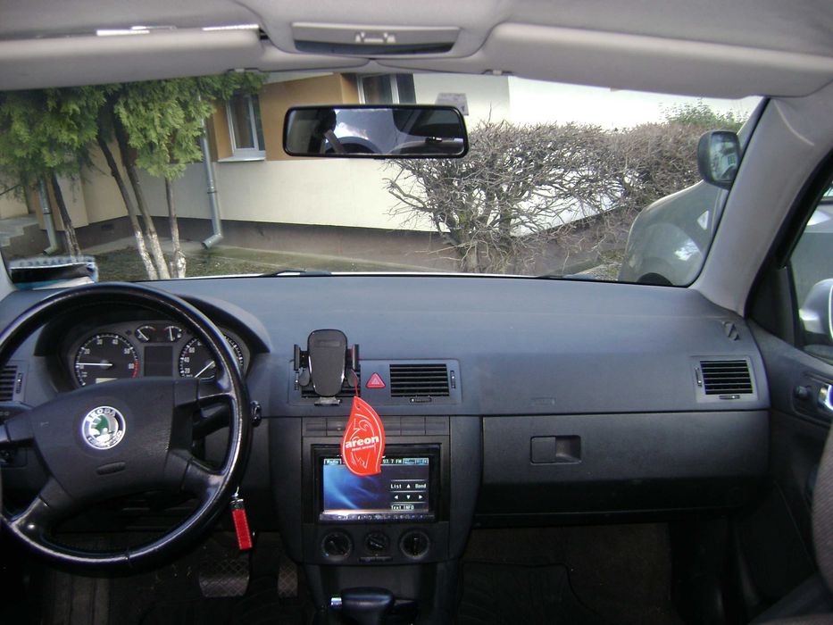 vand skoda fabia automata 1,4 benzina