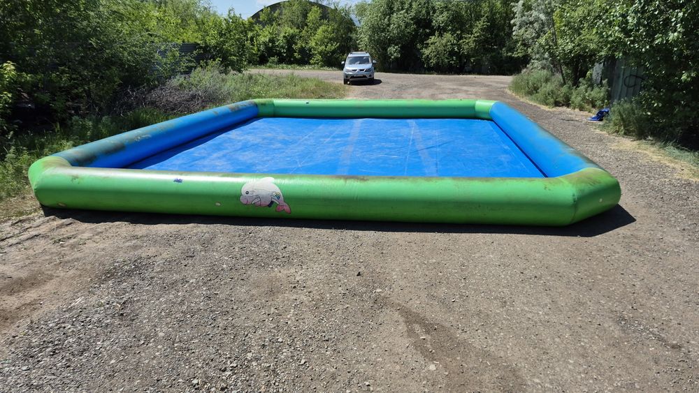 Бассейн надувной 10×8, аттракцион
