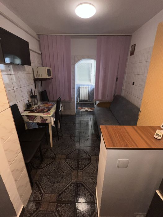 Apartament 2 camere decomandat Scoala 16 Abator
