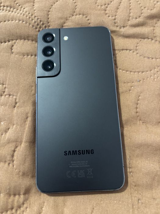 Мобилен телефон Samsung ЗАПАЗЕН