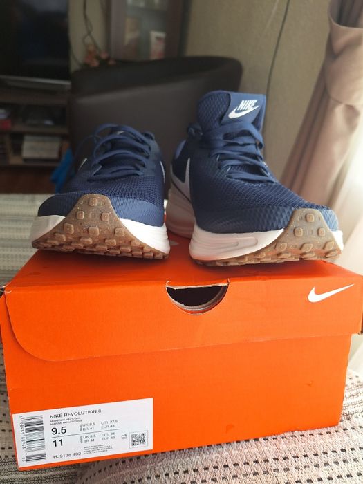 Оригинални маратонки NIKE