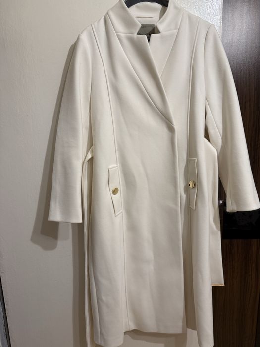 Палто бяло- ново от Англия