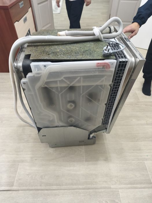 Продам Посудомойку BOSCH