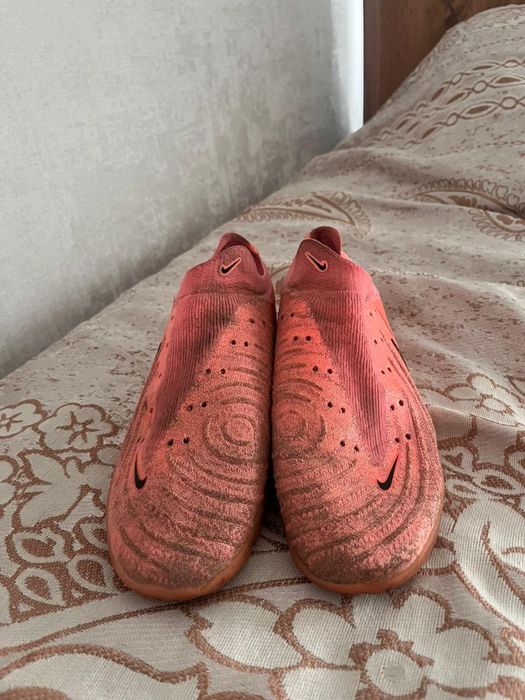 Сороконожки nike phantom gx