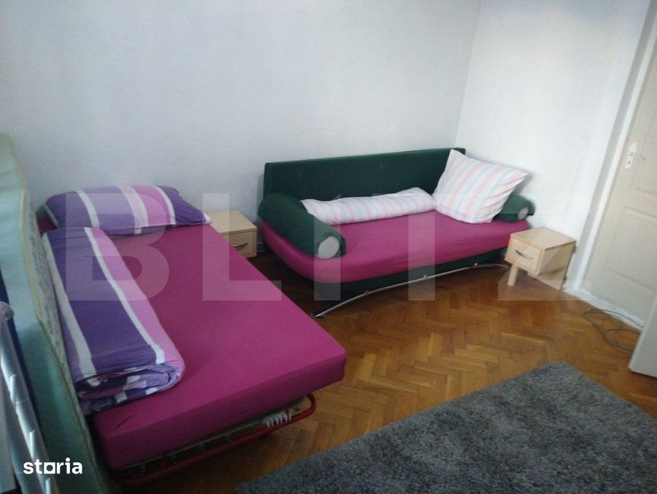 Casa individuala de inchiriat, cu 5 camere, 250 mp, zona Cetate