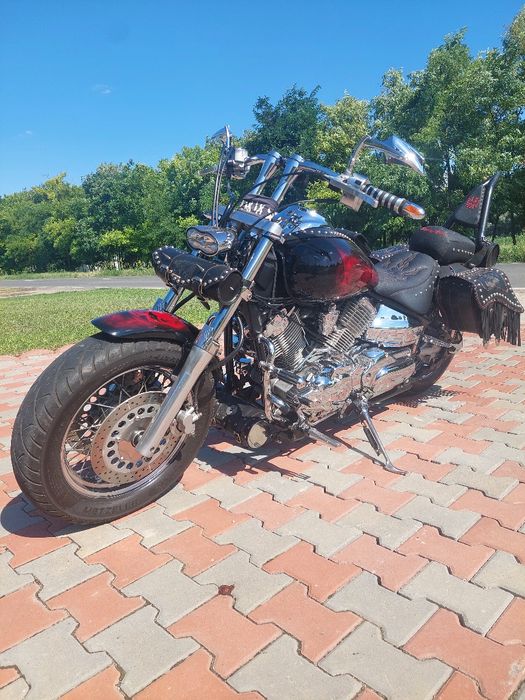 Yamaha Dragstar 1100 full  custom