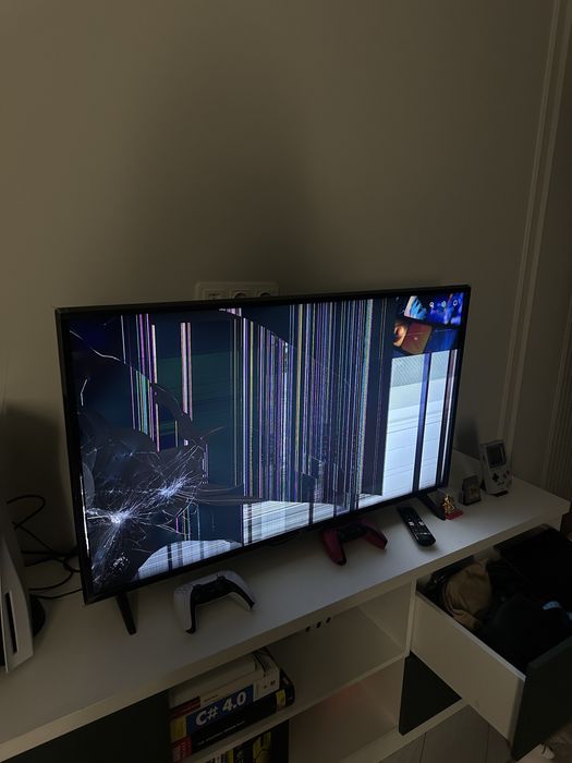 Телевизор LG на запчасти