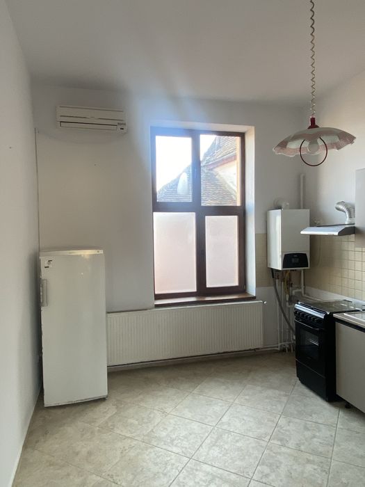 Vanzare apartament  ULTRACENTRAL, 2 camere, Medias