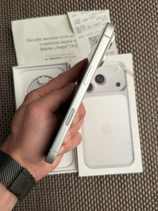 КАТО НОВ! 24М ГАРАНЦИЯ 256GB! iPhone 17 pro Silver айфон 17 про бял