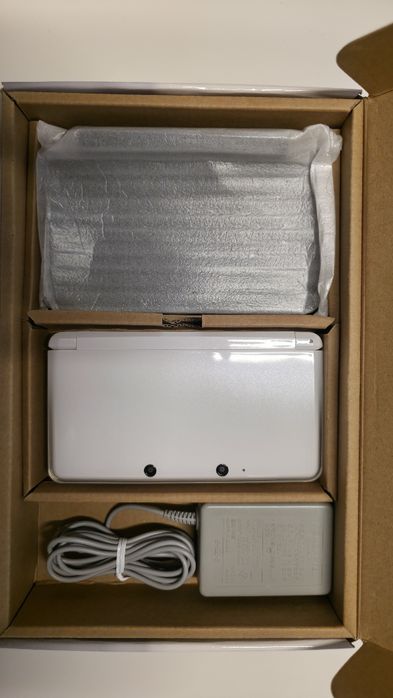 Nintendo 3DS, Modat, 1500 jocuri, 9 in 1, Cutie Originala