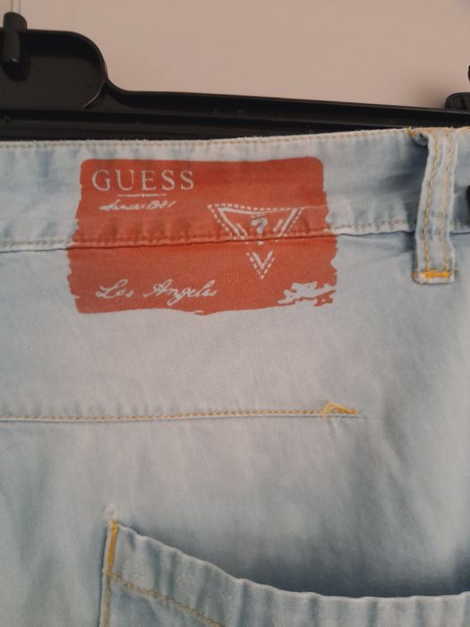 Bermude Guess pentru bărbați