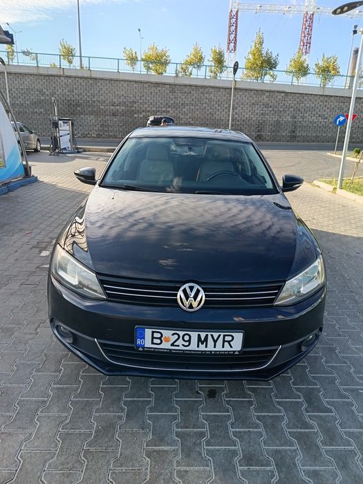 Volkswagen Jetta 2013 hibrid, 6.684 € — imagine 3