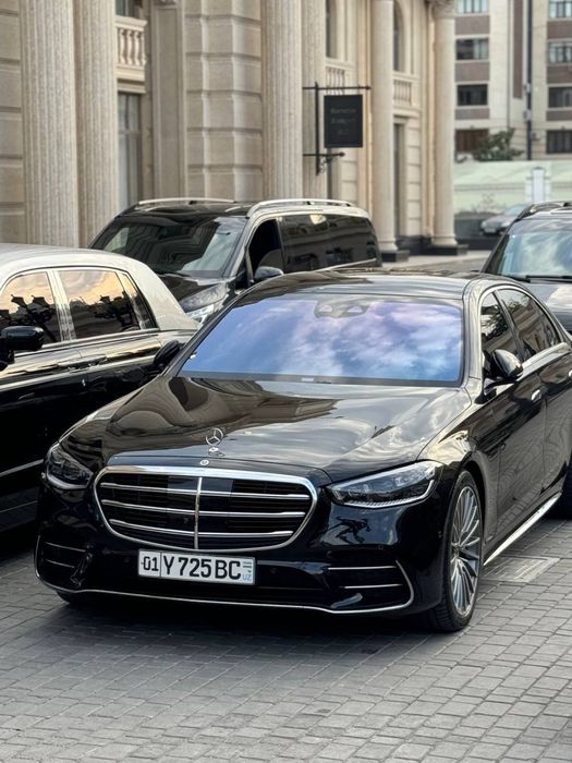 Gelik kartej:W222 W221 RollsRoys Toyota Prado Toyota 200 Vito Sprinter