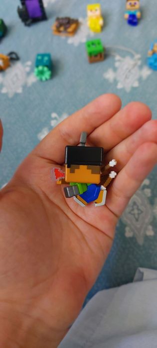 Коллекционная фигурка Edison,единственный экземпляр в ташкенте