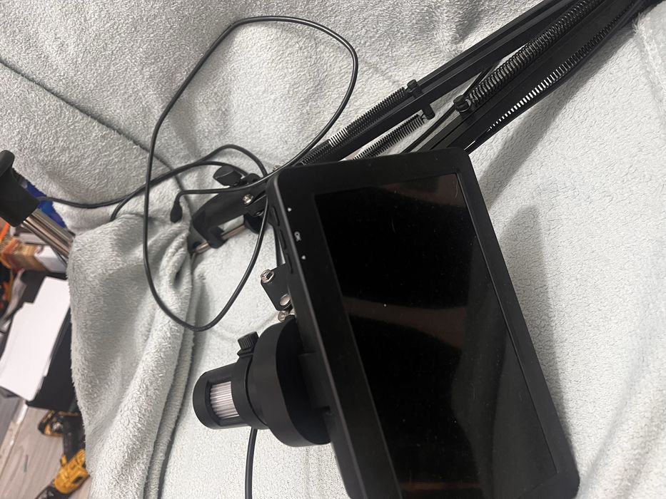 Microscop+ brat reglabil