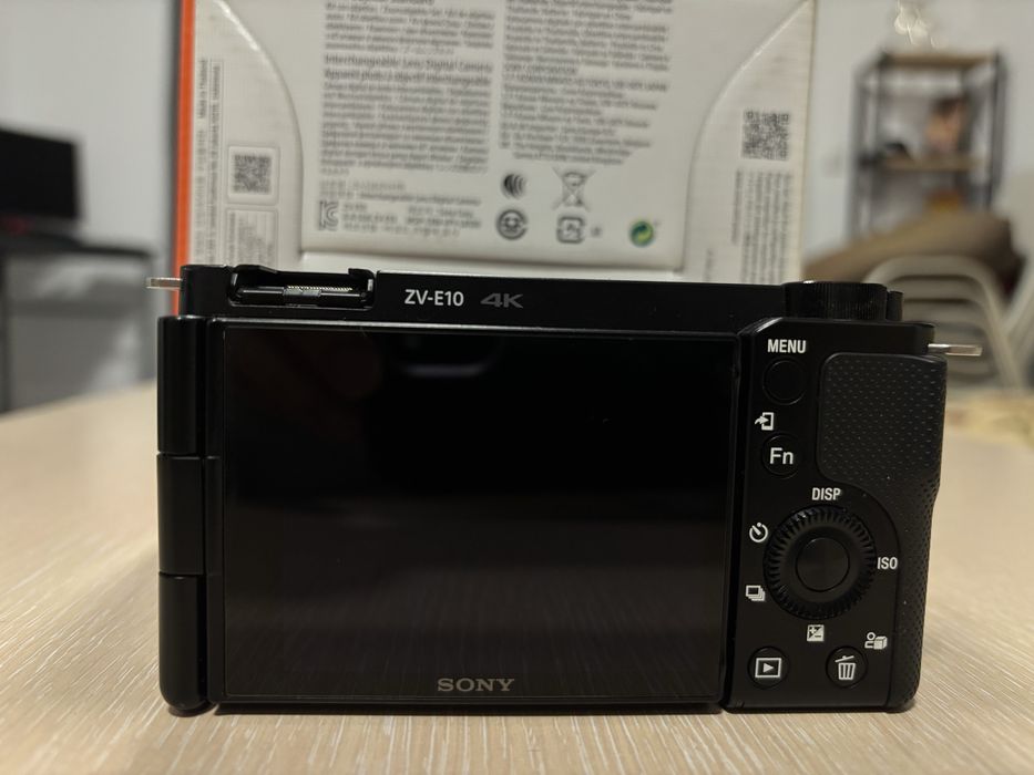 Sony ZV-e10 + микрофони