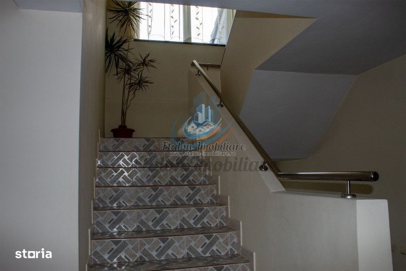 Vila Lux 375 mp Piatra Neamt